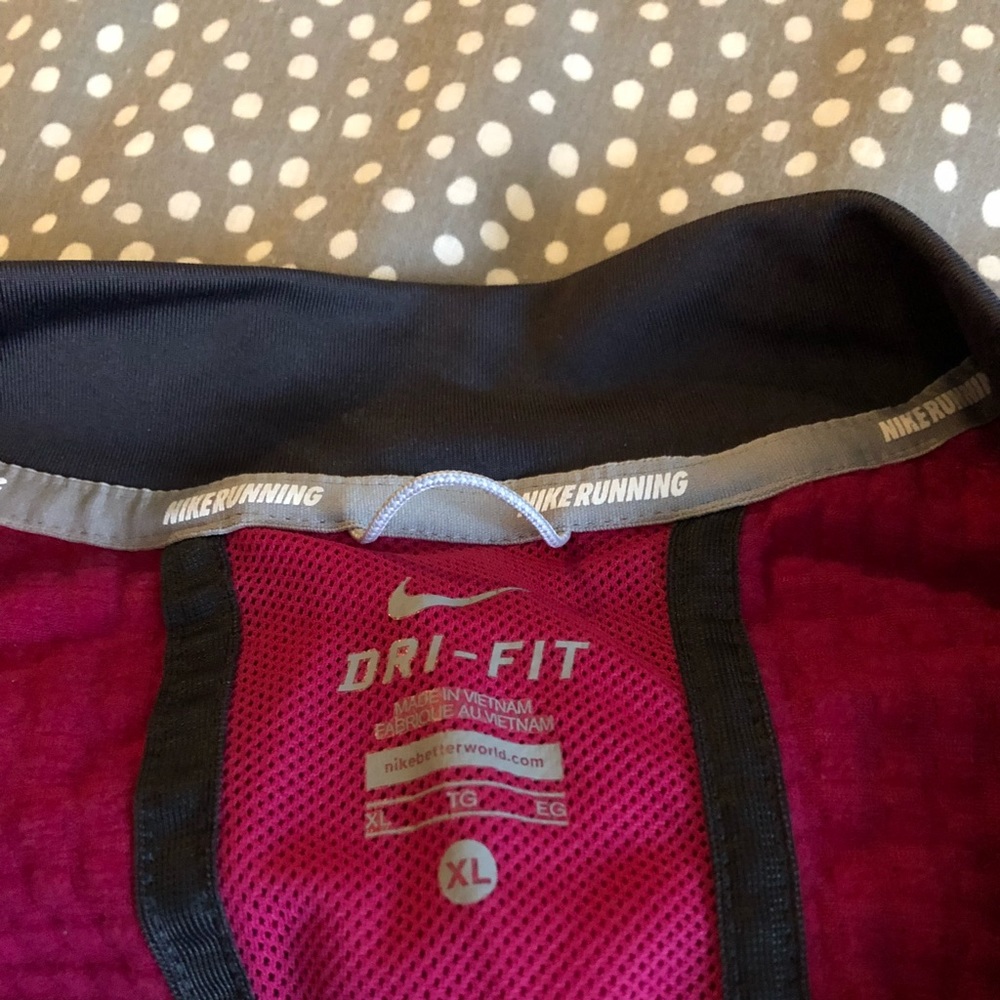 Nike Running Rain Jacket - Picture 3 of 3